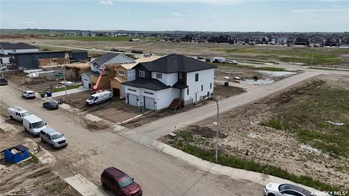 511 Sharma Cres, Saskatoon, SK, S7W0Y3 | Card Image