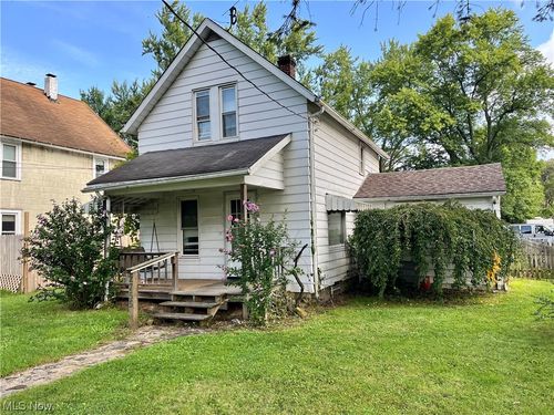 2755 Prospect St Ne, Middlebranch, OH, 44652-9000 | Card Image