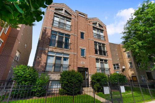 apt-2n-4532 S Indiana Ave, CHICAGO, IL, 60653-4647 | Card Image