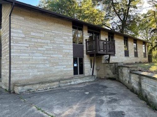 246 Edison St, Uniontown, PA, 15401-2581 | Card Image