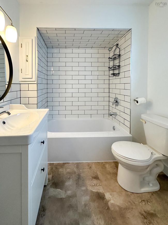 20 Queen St, House other with 4 bedrooms, 2 bathrooms and 4 parking in Bridgewater NS | Image 27