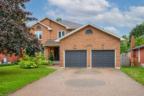 1805 Parkwood Cir, Peterborough, ON, K9J8C3 | Card Image