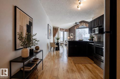 304-9336 Jasper Ave Nw, Edmonton, AB, T5H3T5 | Card Image