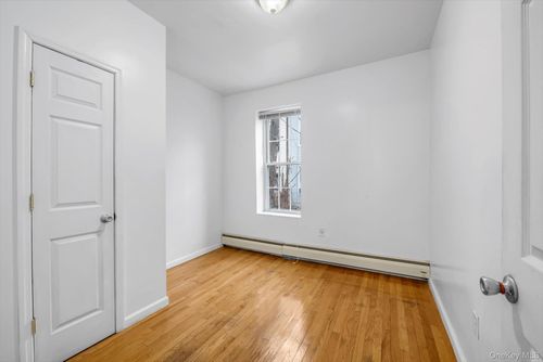 80 Etna St, Brooklyn, NY, 11208-1306 | Card Image