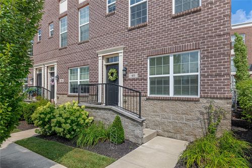 40 N Center St, Springfield, OH, 45502-1102 | Card Image