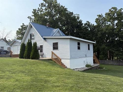 300 W Main St, MONTFORT, WI, 53569-9753 | Card Image