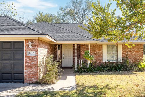105 Meadow Heath St, Gun Barrel City, TX, 75156-4231 | Card Image