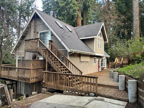 18165 Santa Ana Rd, Los Gatos, CA, 95033-8984 | Card Image