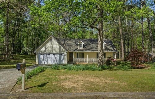 9173 Snipe Ln, Jonesboro, GA, 30236-5157 | Card Image