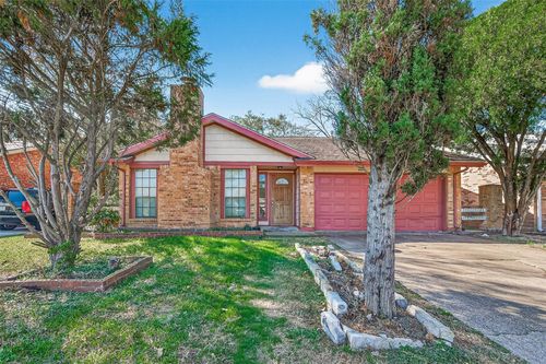 1910 Brushy Creek Dr, Sugar Land, TX, 77478-4273 | Card Image