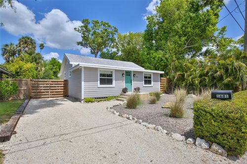 1681 8th St, Sarasota, FL, 34236-4124 | Card Image