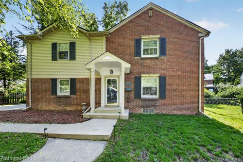1905 Steere Pl, Ann Arbor, MI, 48104-4770 | Card Image