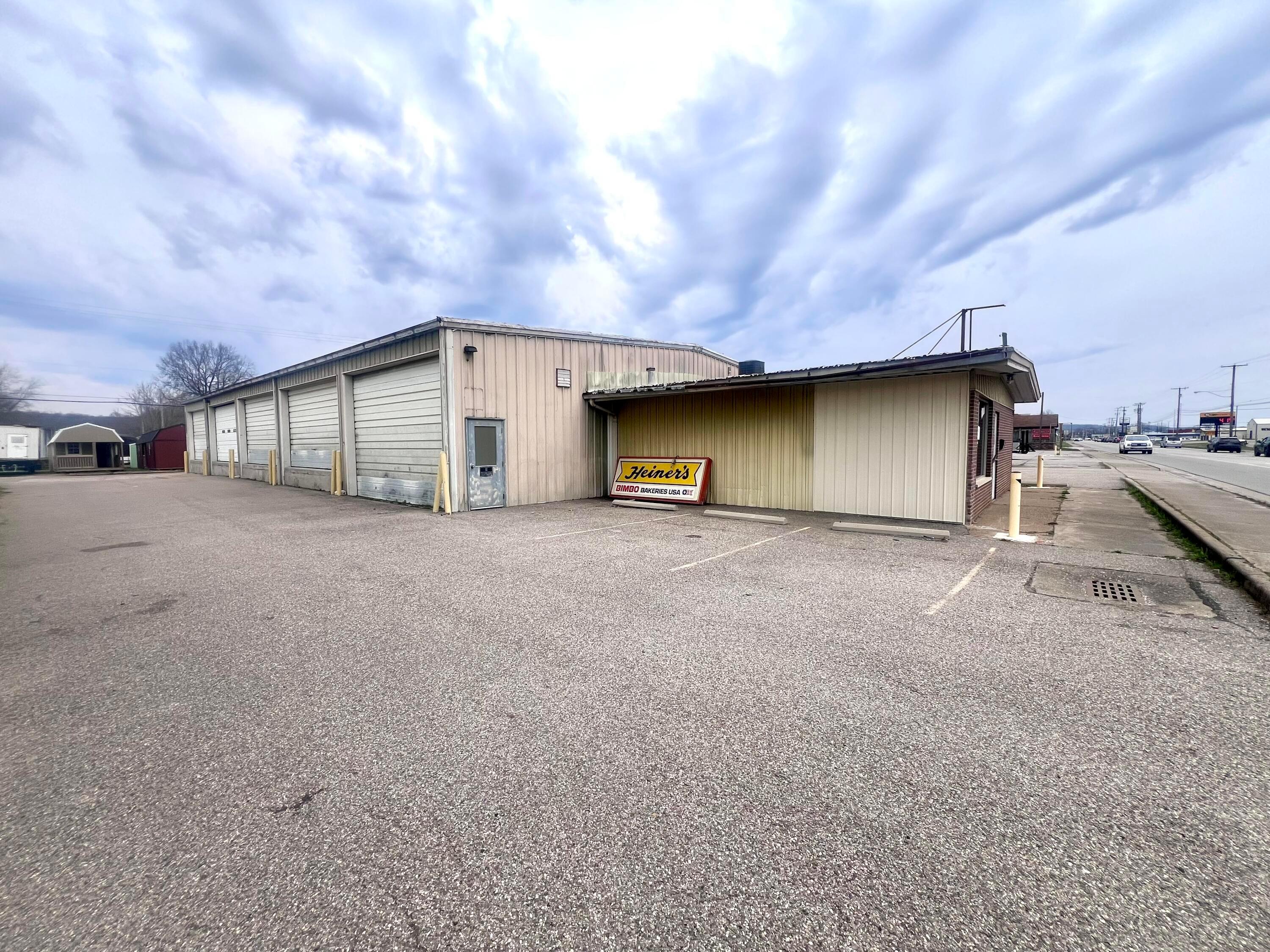 1712 Eastern Ave, Gallipolis, OH 45631