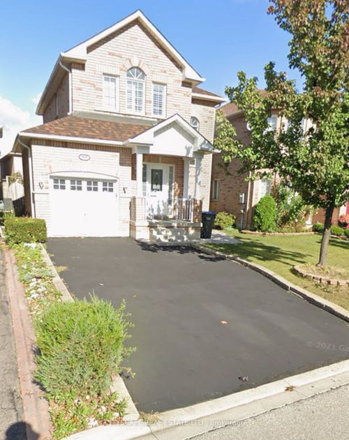 3225 Bruzan Cres, Mississauga, ON, L5N8E7 | Card Image