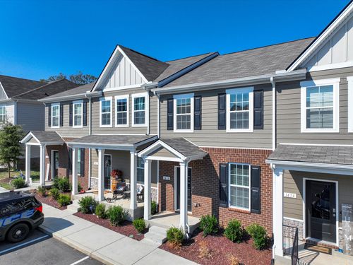 1416 Walker Way, Columbia, TN, 38401-3798 | Card Image