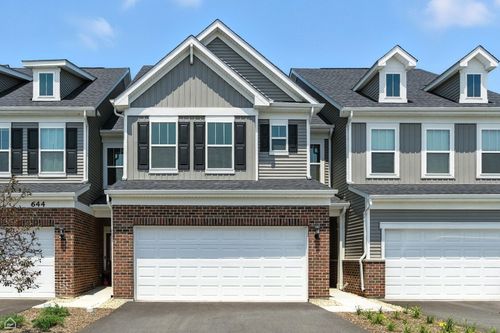61006-620 Switchgrass Way, Bolingbrook, IL, 60490-5675 | Card Image