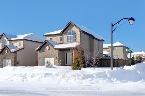 401 Jasper Cres, Rockland, ON, K4K0C8 | Card Image