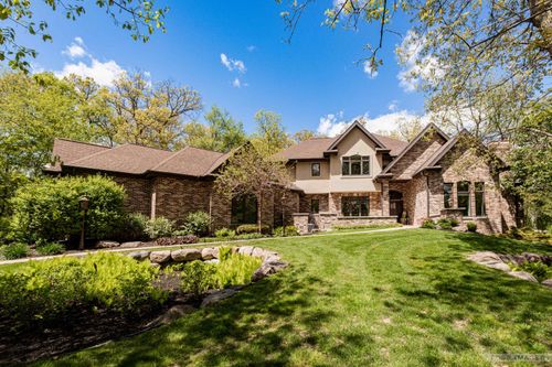 4574 Bishops Ct, Middleton, WI, 53562-2326 | Card Image