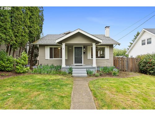 7615 Se Morrison St, Portland, OR, 97215-2323 | Card Image