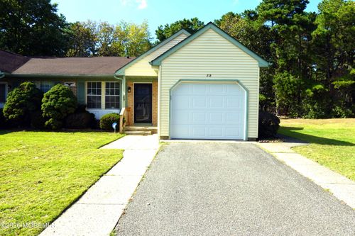 50-8B Spring St, Whiting, NJ, 08759-1940 | Card Image