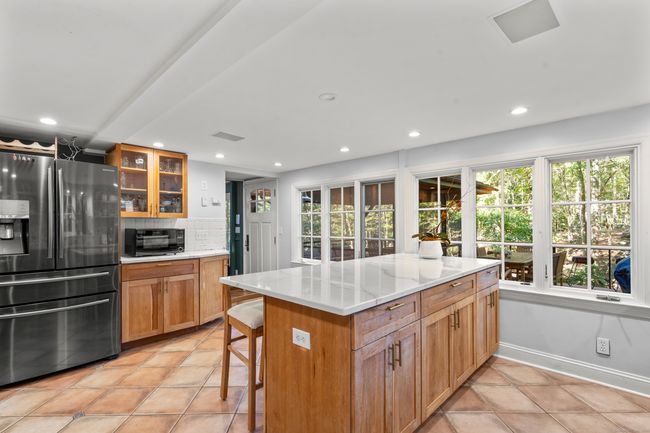 321 Newtown Tpke, House other with 3 bedrooms, 4 bathrooms and 4 parking in Wilton CT | Image 9