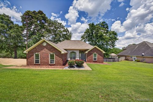 189 Dillons Run, Deatsville, AL, 36022-4057 | Card Image