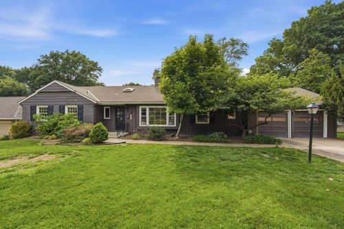 5900 Windsor Dr, Fairway, KS, 66205-3346 | Card Image