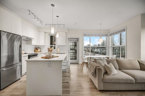 415-7809 209 St, Langley, BC, V2Y3N6 | Card Image