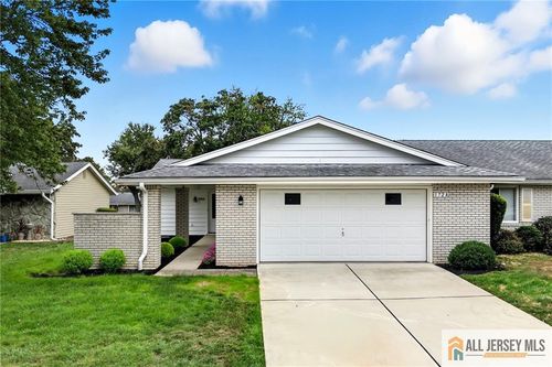 172a-172 Warren Rd, Monroe, NJ, 08831 | Card Image
