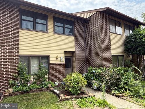 6 Buckthorn Ct, WOODBURY, NJ, 08096-2917 | Card Image