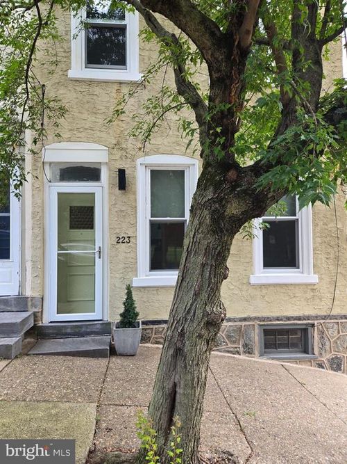 223 Gates St, PHILADELPHIA, PA, 19127-1003 | Card Image