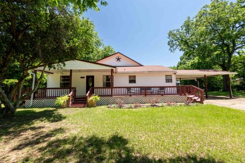 110 E Cedar St, Hallsville, TX, 75650-6134 | Card Image