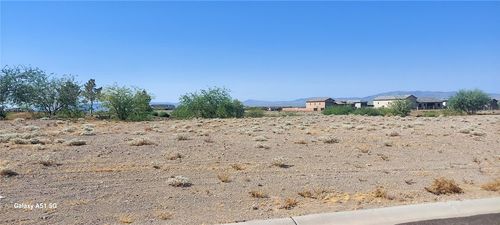 2472 E Calle Madrid, Fort Mohave, AZ, 86426-1236 | Card Image