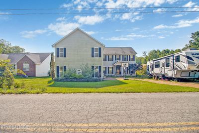 8961 Cherokee Tr, House other with 3 bedrooms, 3 bathrooms and null parking in Crossville TN | Image 2