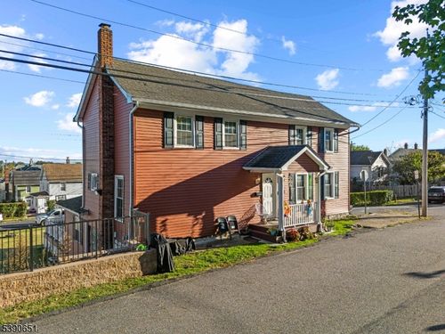 303 Union St, Boonton Twp, NJ, 07005-1834 | Card Image