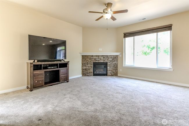 1605 Riddell Ave Ne, House other with 4 bedrooms, 3 bathrooms and 2 parking in Orting WA | Image 7