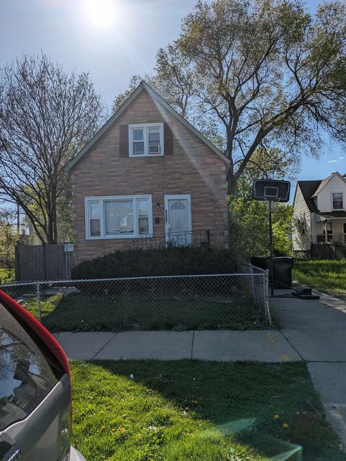 10568 S Indiana Ave, CHICAGO, IL, 60628-2823 | Card Image