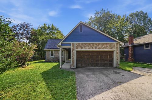 36 N Spring Rd, Westerville, OH, 43081-1858 | Card Image