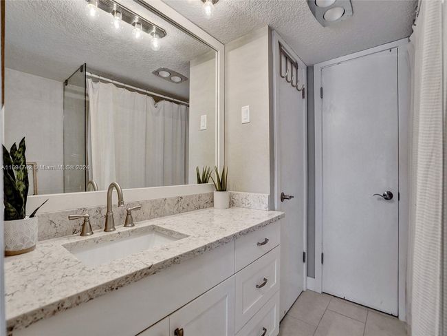 PH2 - 1610 N Ocean Blvd, Condo with 2 bedrooms, 2 bathrooms and null parking in Pompano Beach FL | Image 22
