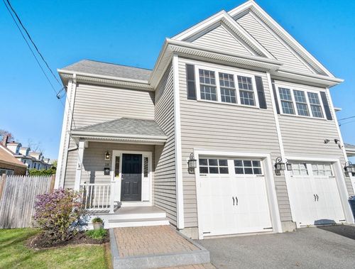 18-18 Hovey St, Newton, MA, 02458-1515 | Card Image