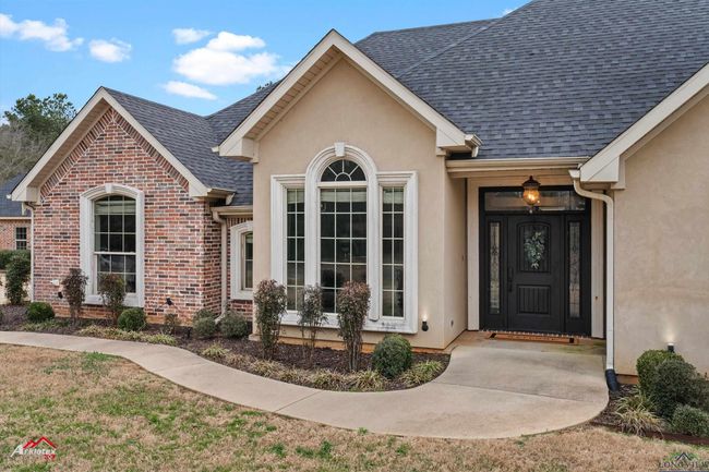 200 Beavers Bend Rd, House other with 4 bedrooms, 2 bathrooms and null parking in Marshall TX | Image 9
