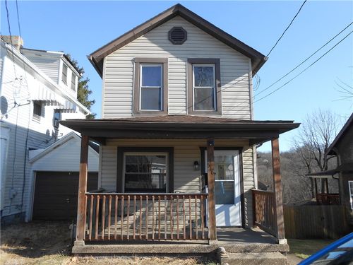 516 Oneida St, Monessen, PA, 15062-1522 | Card Image