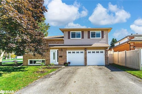 2 Carmichael Crt, Orillia, ON, L3V7R6 | Card Image