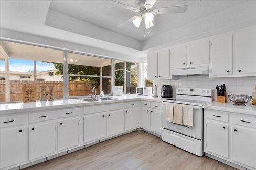 3300 Nw 33rd Ct, Lauderdale Lakes, FL, 33309-5525 | Card Image