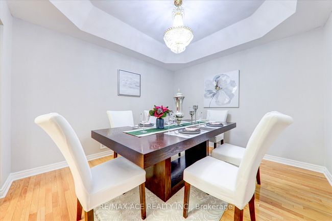 62 Saffron Cres, House other with 6 bedrooms, 5 bathrooms and 4 parking in Brampton ON | Image 10