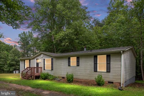 10747 Fauntleroy Ln, SPOTSYLVANIA, VA, 22551-4564 | Card Image