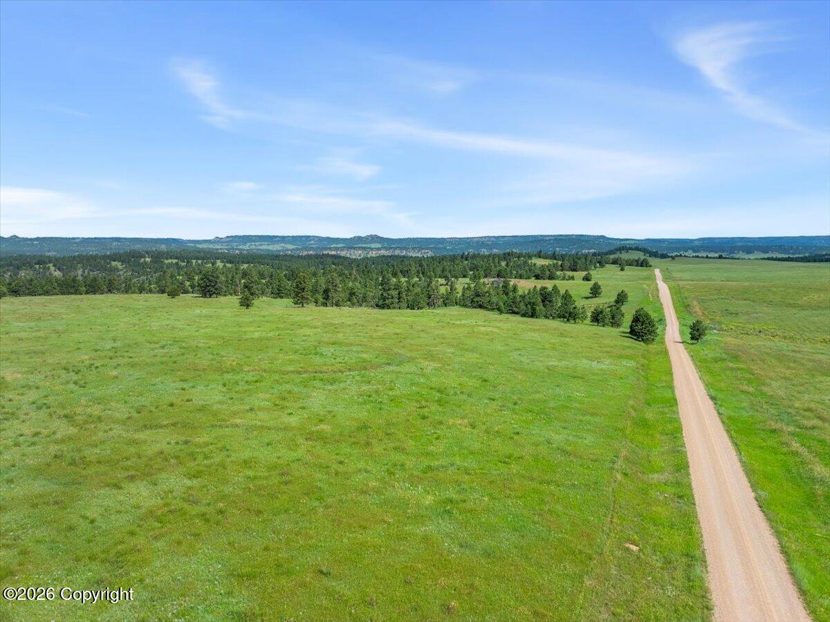 Land in Hulett 4