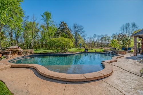 1801 Sw Palmer Crk, Bentonville, AR, 72713-7903 | Card Image