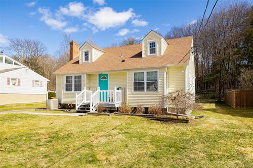 14 Van Wert Pl, Hyde Park, NY, 12538-1712 | Card Image