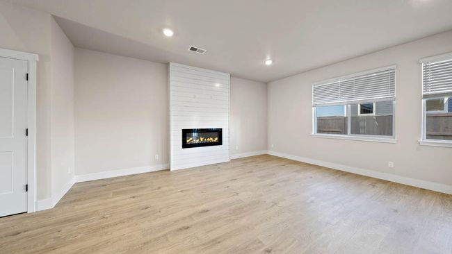 004 great room | Image 4